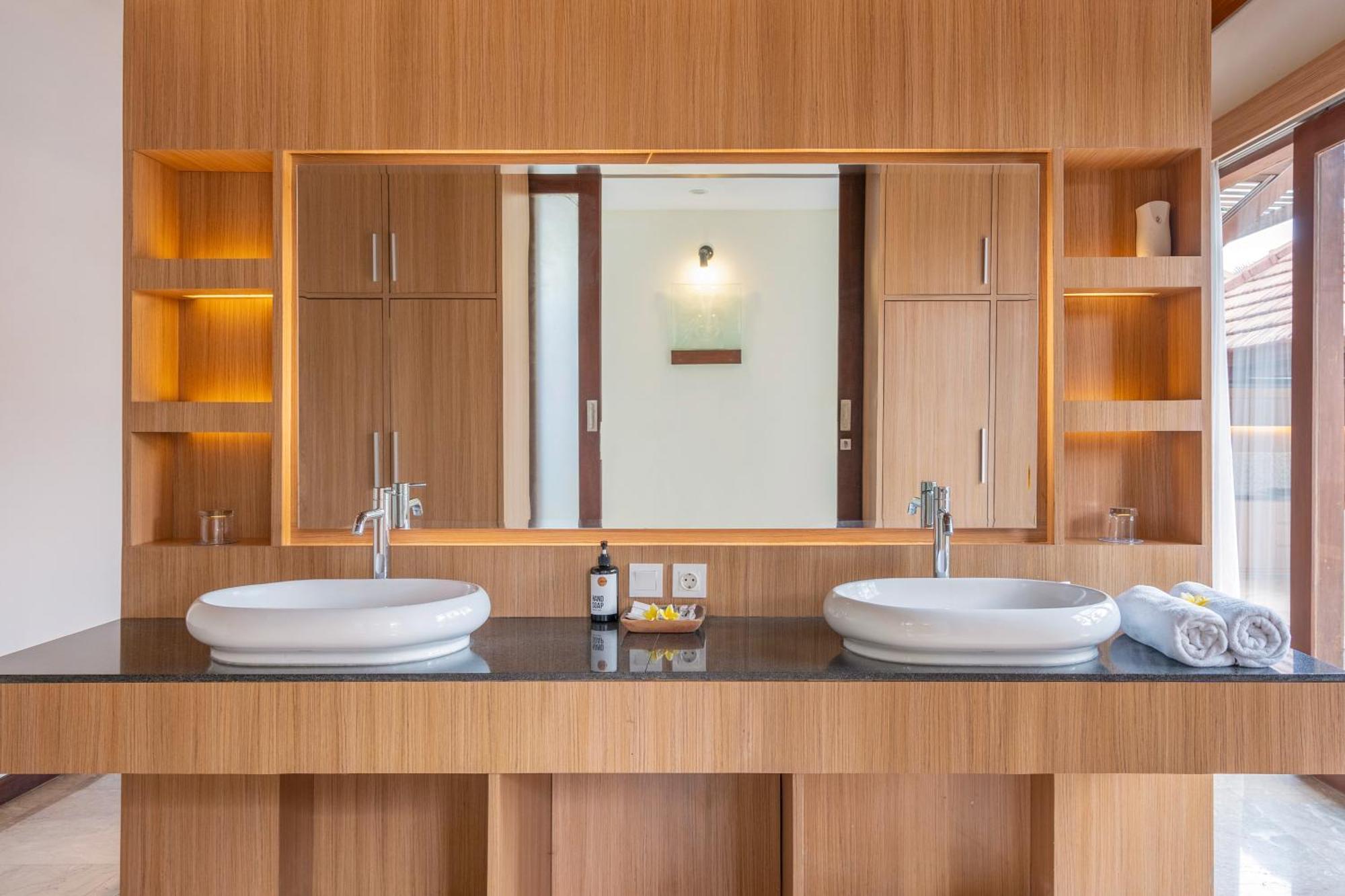 Kings Villas Sanur By Moria Denpasar  Exterior photo